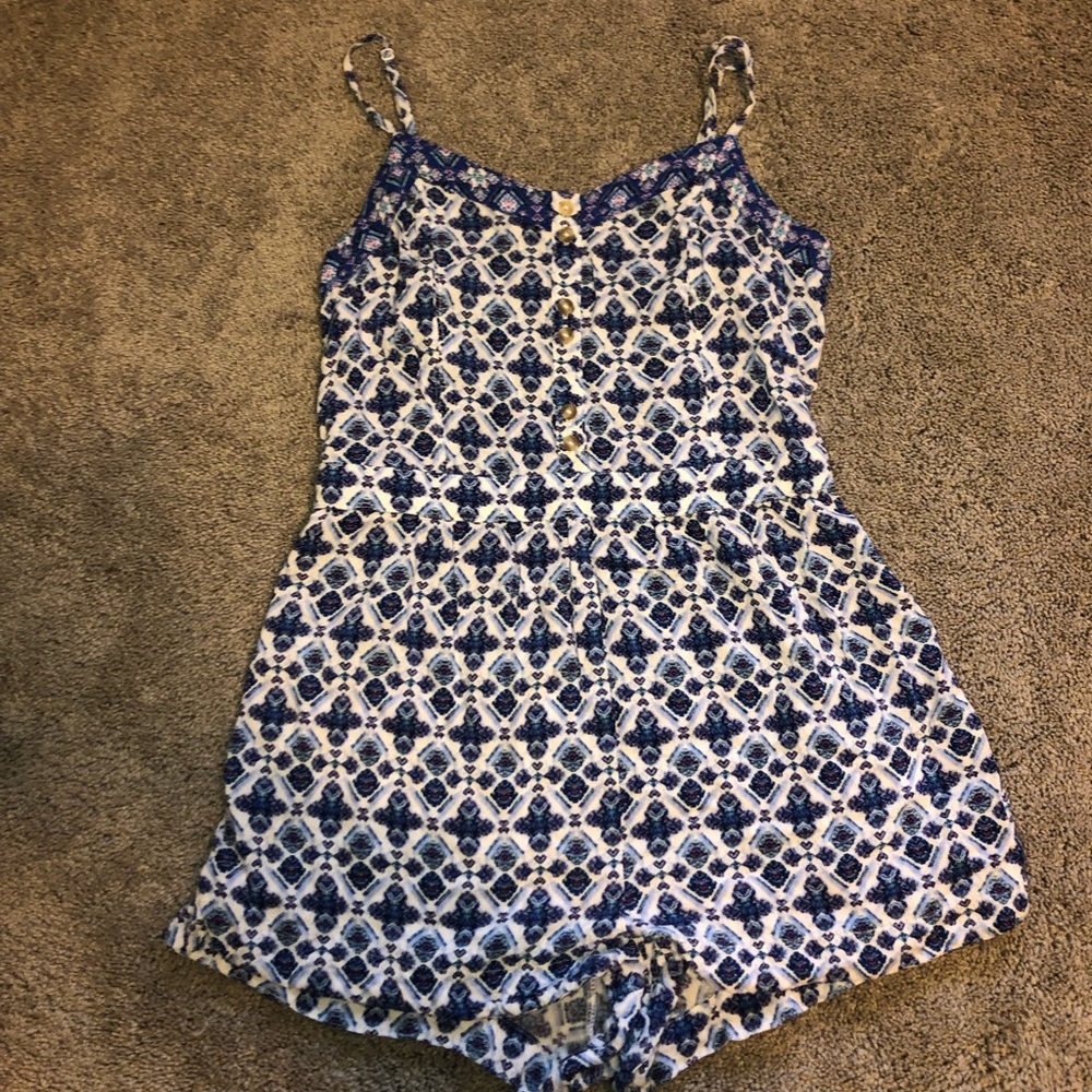 American Eagle pattern romper size XS